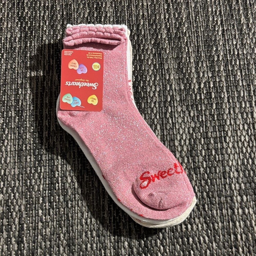 Sweethearts 3 Pair Valentines Socks Pink One Size NEW